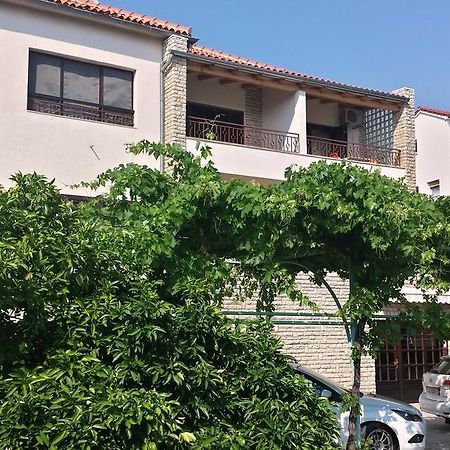 Rooms Krnic Sibenik Luaran gambar